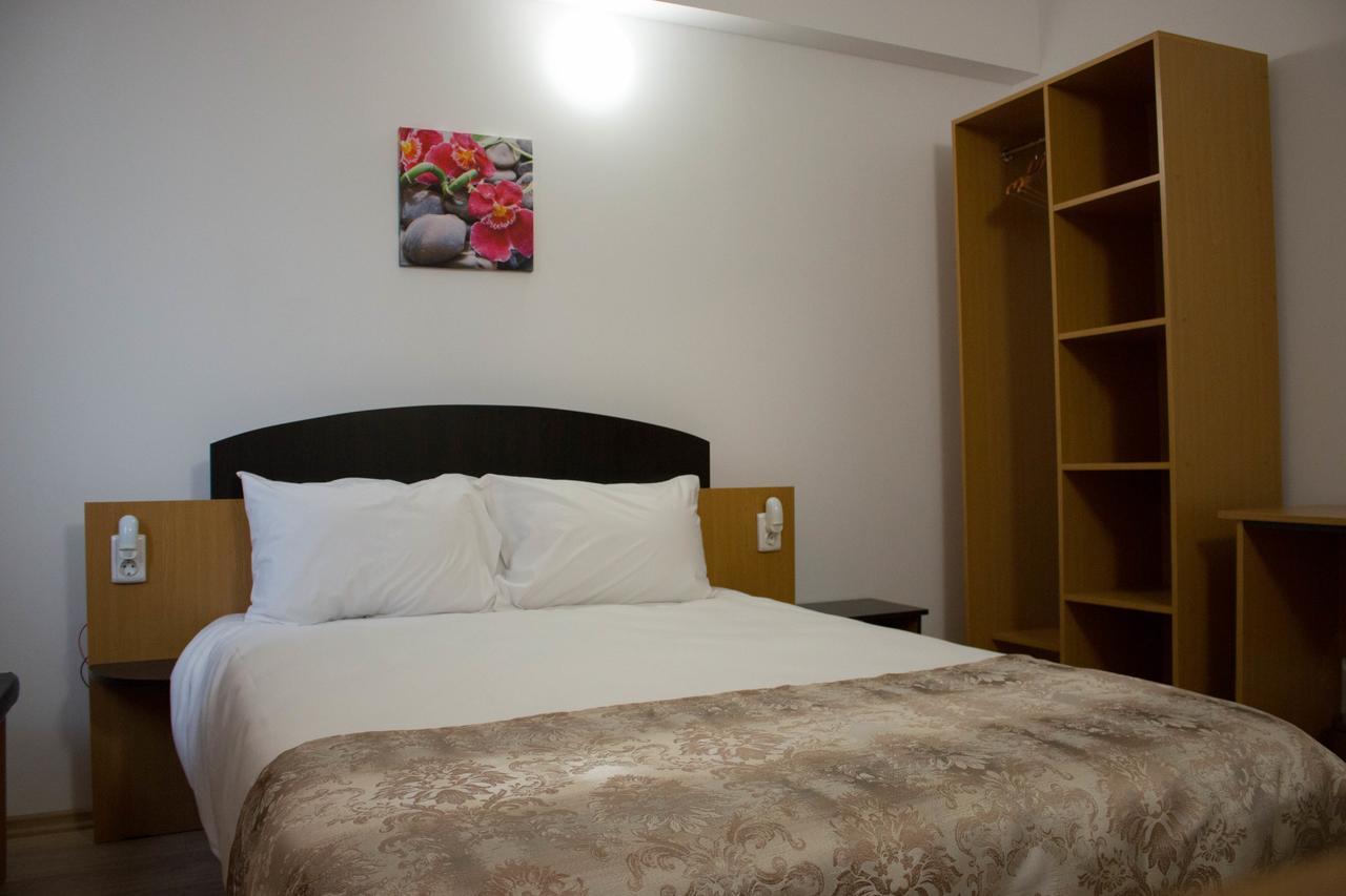Rent Room N&S Iasi Eksteriør bilde