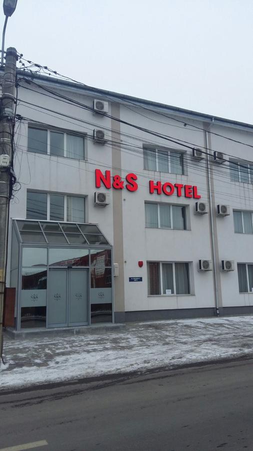 Rent Room N&S Iasi Eksteriør bilde